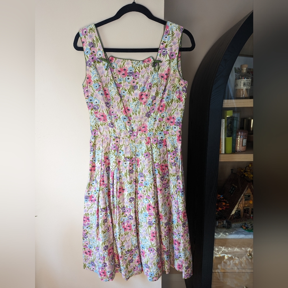 Vintage pleated floral dress
